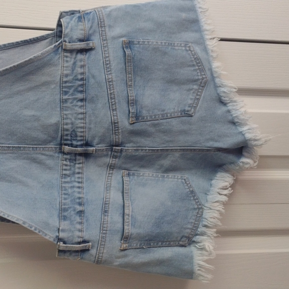 Forever 21 Cut Offs Denim Overalls Coveralls Chambray High Rise Frayed Shortalls - Picture 4 of 10